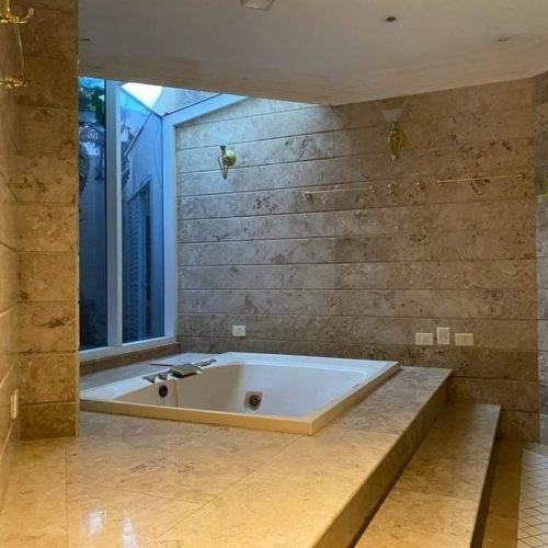 WhatsApp Image 2025-10-13 at 09.04.35